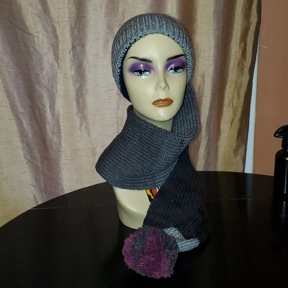 Unisex Hat Scarf - Handmade - Picture 2 of 9